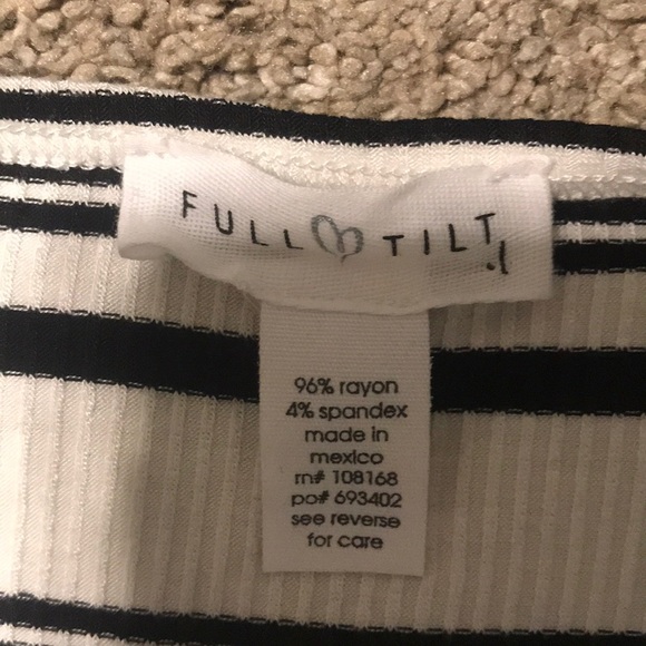 Halter Top - Full Tilt - Picture 2 of 2